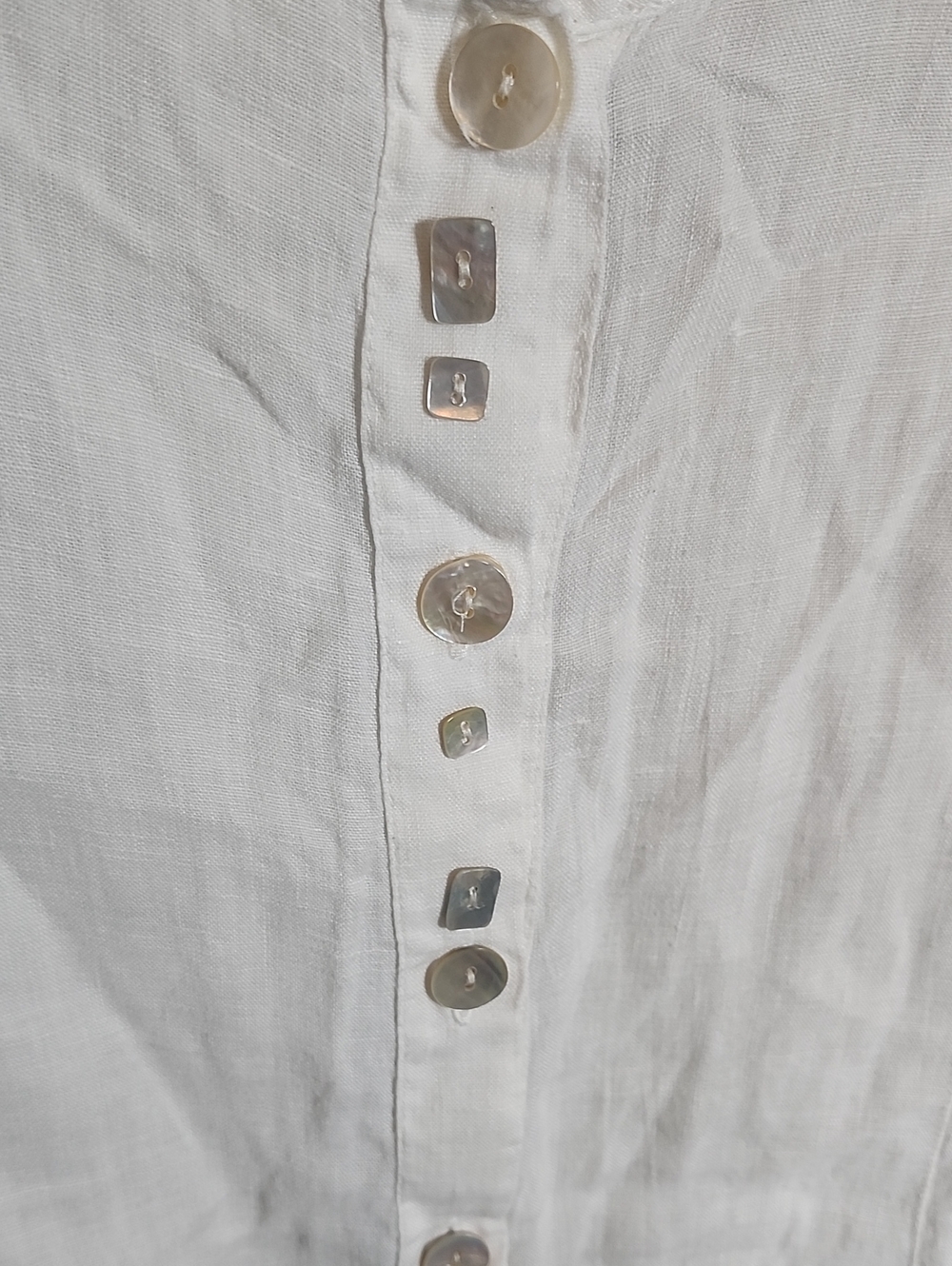 Flax Linen Button Down Tunic In White - Picture 5 of 7